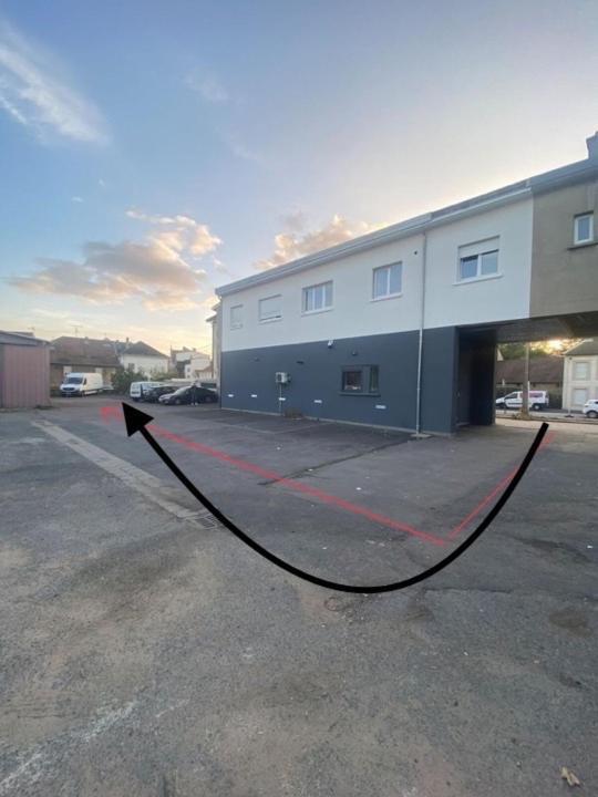 Lumineux Apt 1Br Type Loft Proche Centre Lägenhet Thionville Exteriör bild